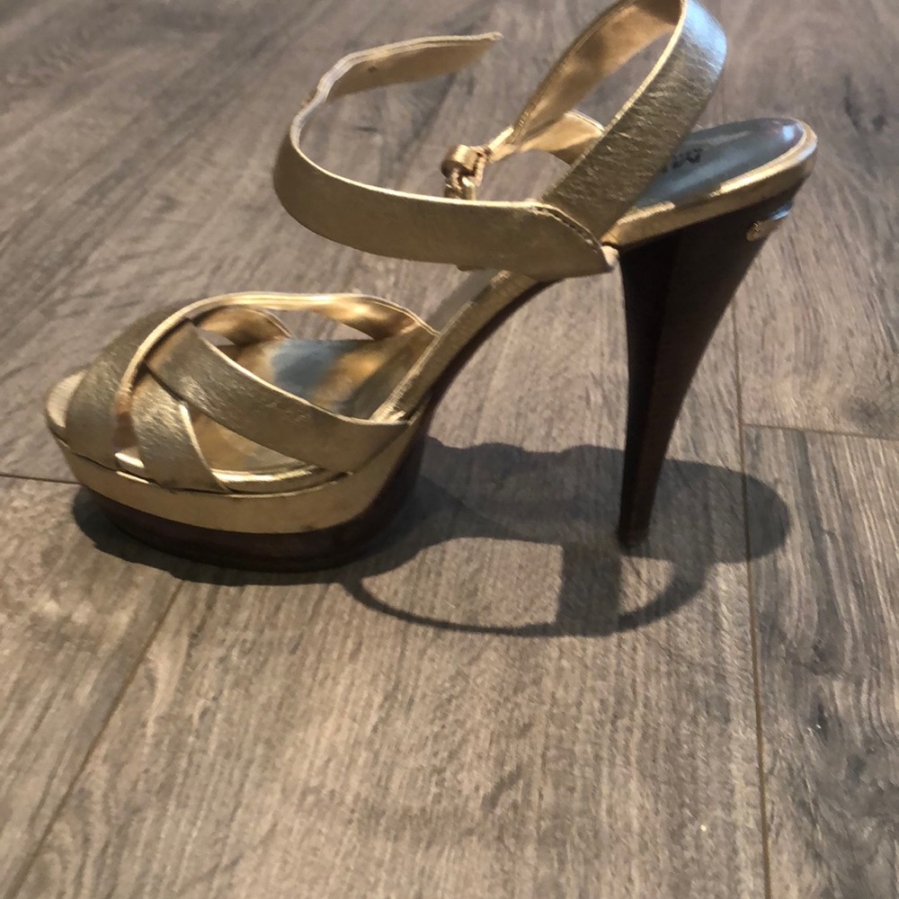 Michael Kors shoes - Picture 4 of 5
